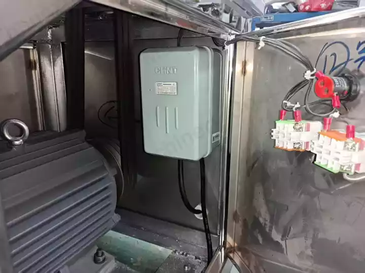 خزانة التحكم