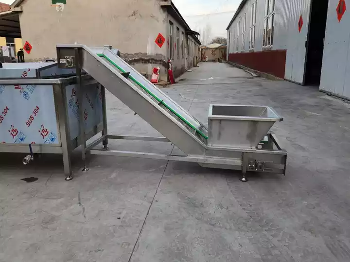 Feeding Conveyor