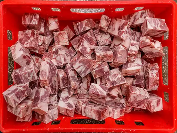 Processed frozen meat chunks