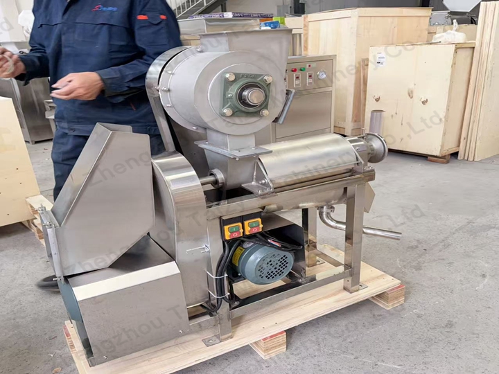 automatic pomegranate juicer