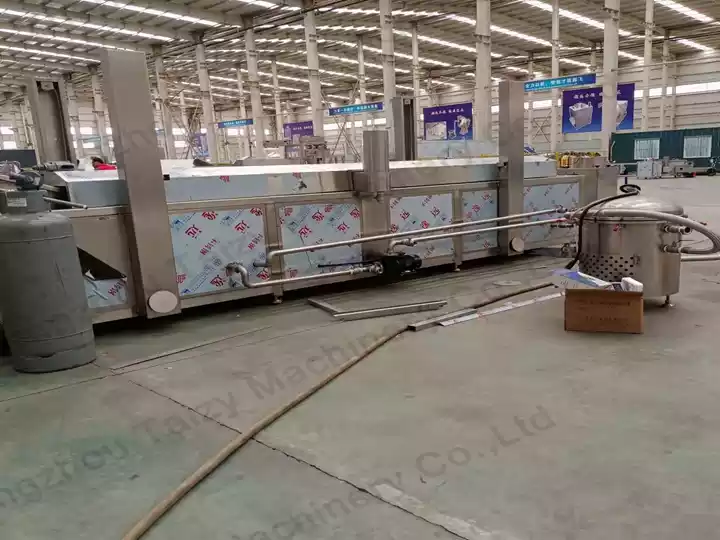 continuous meatball frying machine