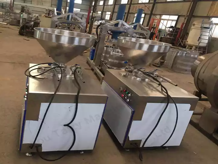 sausage casing stuffing machine