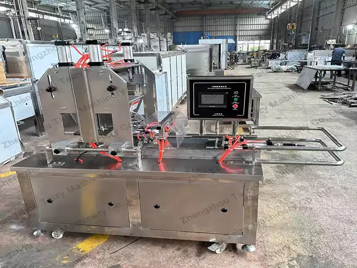 50 type gummy candy pouring machine cylinder driven