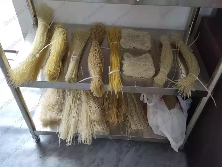 Fresh rice noodle