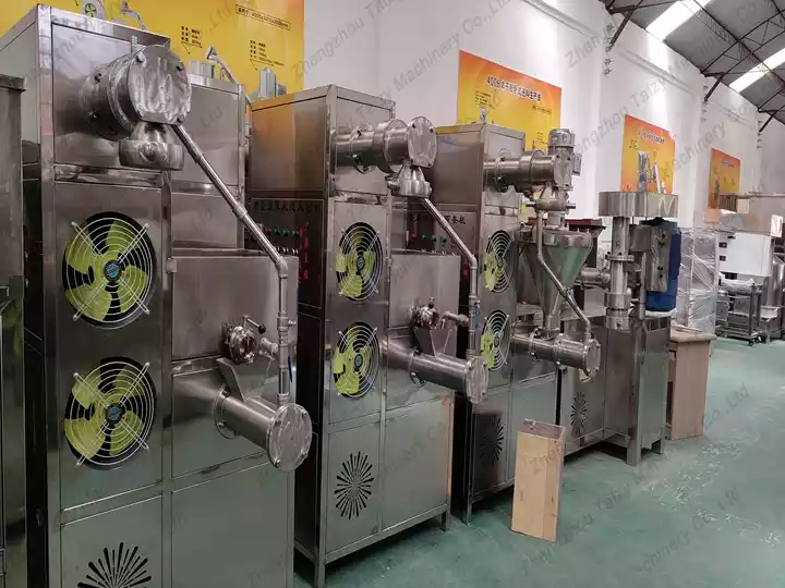 Rice noodle extruder for food factory