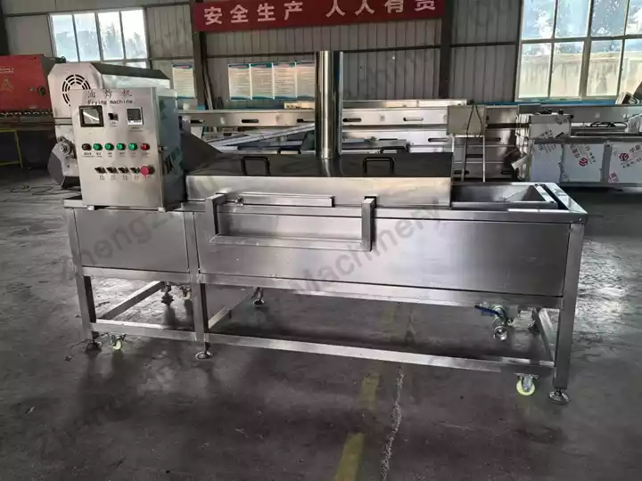 Industrial continuous frying machine for food factory