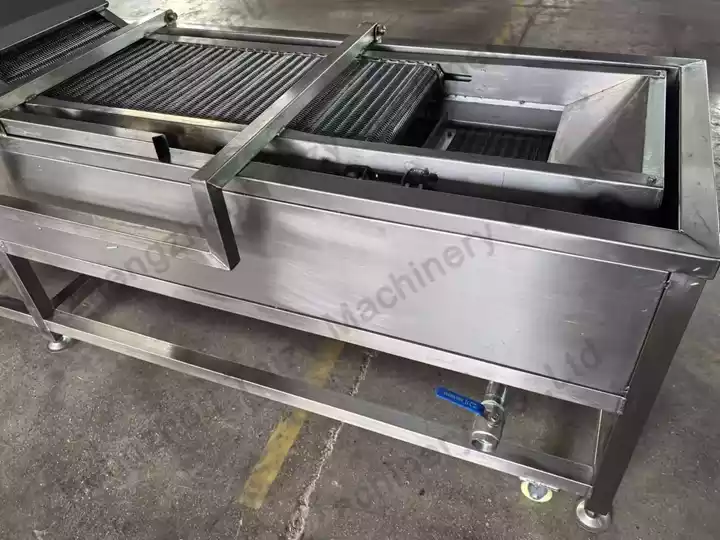 Tunnel continuous frying machine