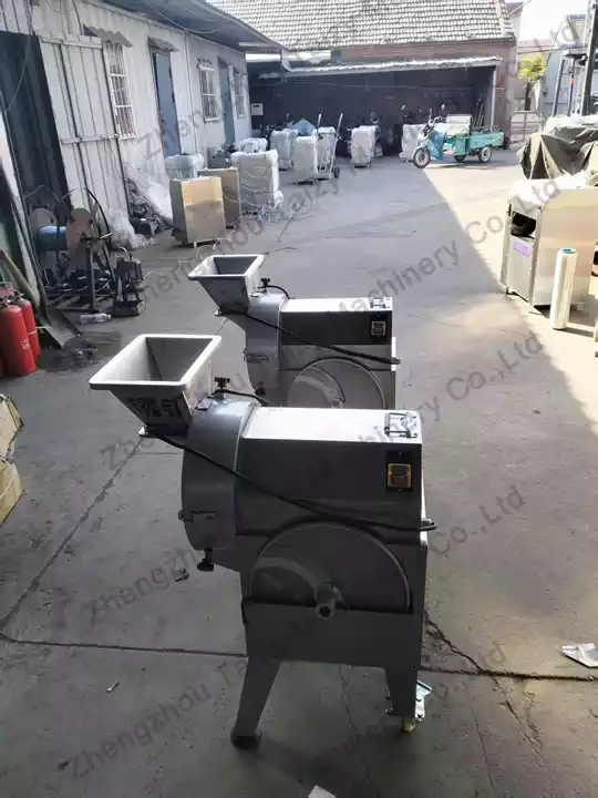 Automatic vegetable slicer machine