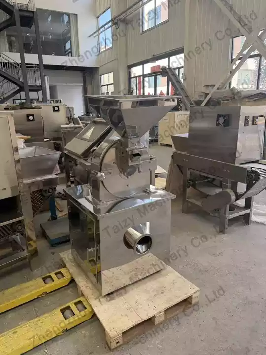 Garlic powder grinding machine